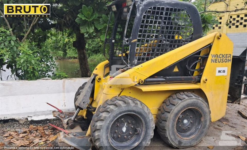 Mini-Carregadeira Wacker Neuson 701s