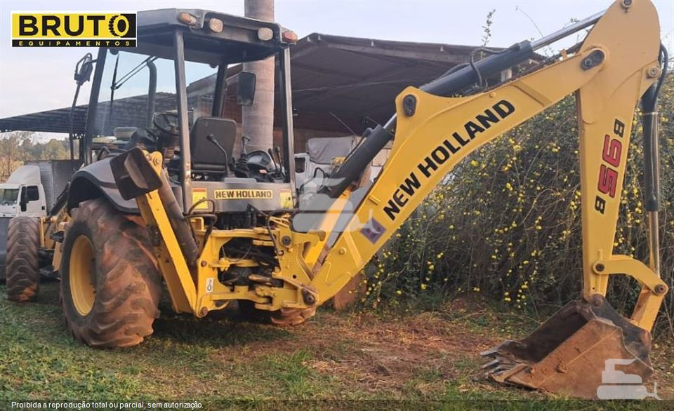 Retro Escavadeira New Holland B95B