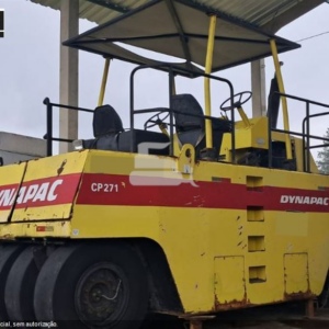 Rolo Compactador Dynapac CP271