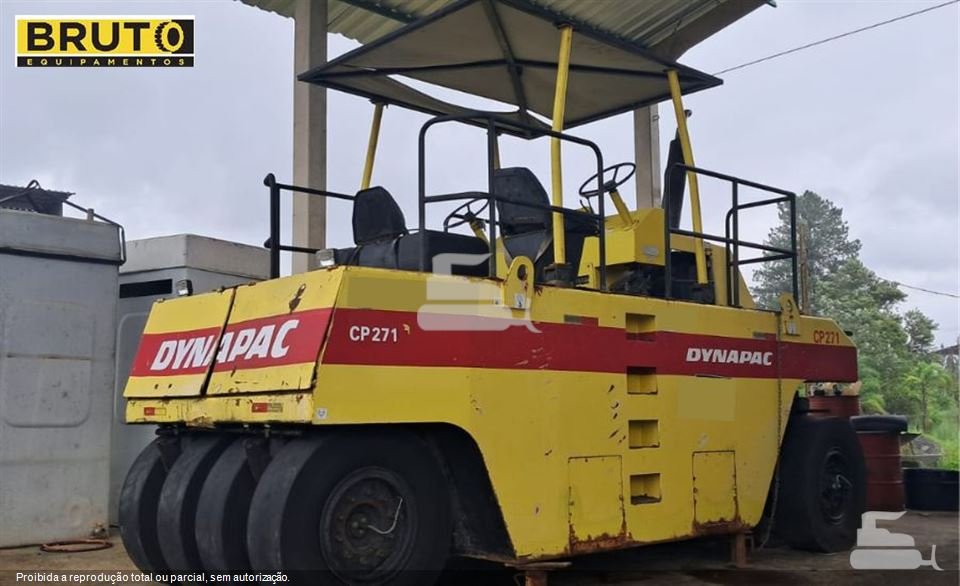 Rolo Compactador Dynapac CP271