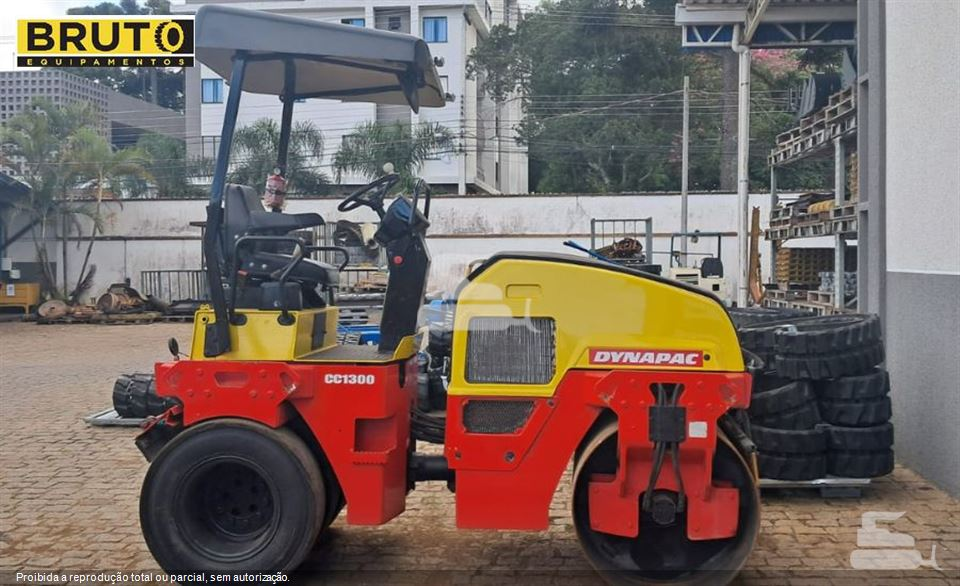Rolo Compactador Dynapac CC1300 VI