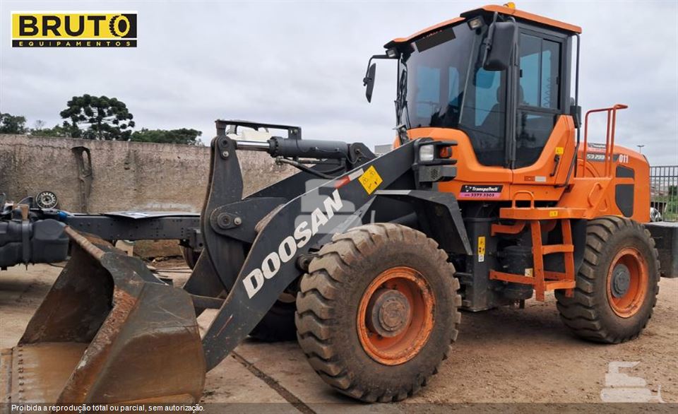 Pá Carregadeira Doosan SD200-3 - DISD