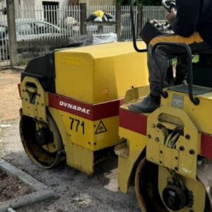 Rolo Compactador Dynapac CC102 ano 1998