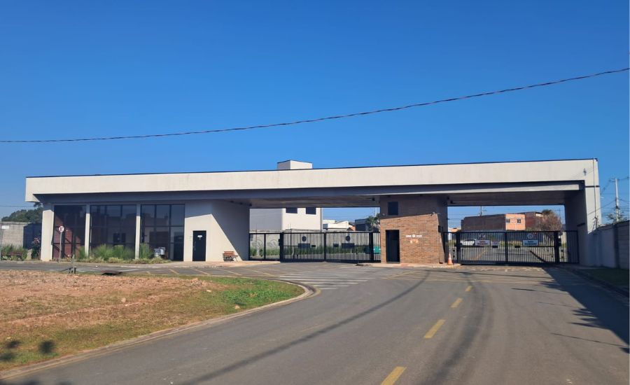 Terreno em Condomínio 145m² Bairro Costeira em São José dos Pinhais - PR