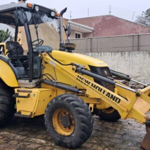 RETROESCAVADEIRA NEW HOLLAND B95B 4X4 ANO 2018