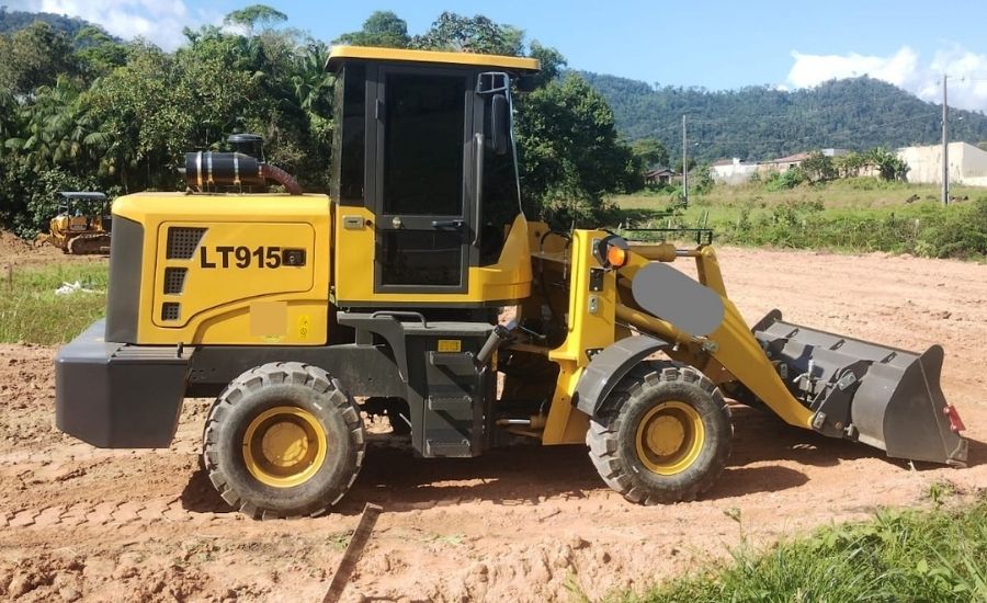 Pá Carregadeira LTMG  LT915 ano 2026