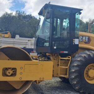 Rolo Compactador Caterpillar  CS54B ano 2021