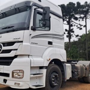 Caminhão Mercedes Benz 2544 6x2 ano 2019 - Cavalo